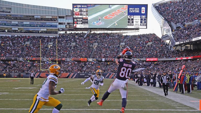 The Bears and Packers kick off the 2019 NFL season at Soldier Field