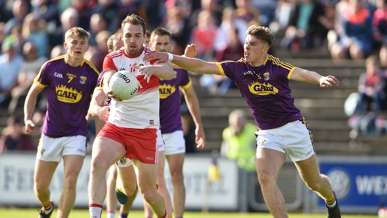 The Oakleafers march onto the second round