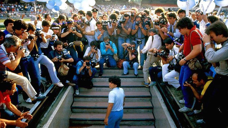 Diego Maradona at his Napoli unveiling [Credit: Alfredo Capozzi]