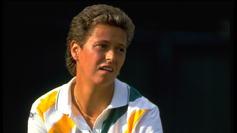 JO DURIE OF GREAT BRITAIN PREPARES TO SERVE DURING THE WOMENS SINGLES CHAMPIONSHIP AT WIMBLEDON