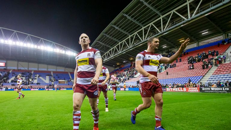Picture by Allan McKenzie/SWpix.com - 08/02/2019 - Rugby League - Betfred Super League - Wigan Warriors v Leeds Rhinos - DW Stadium, Wigan, England - Wigan's Liam farrell & Sean O'Loughlin thank the fans for their support after victory over Leeds.