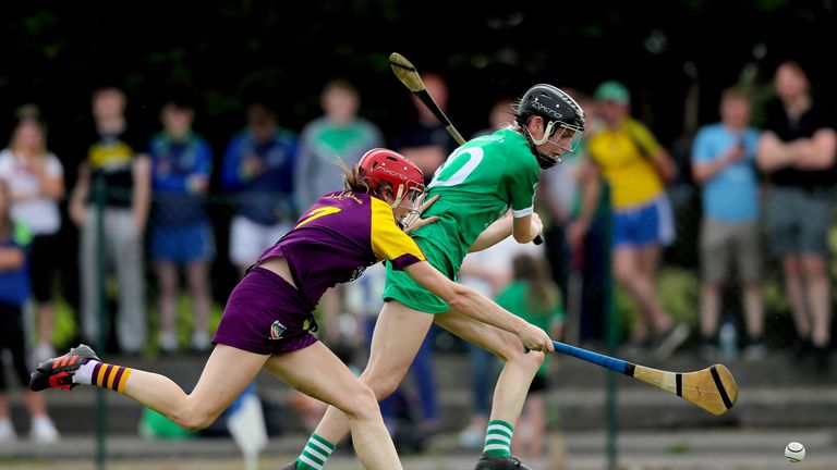 Limerick's Niamh Mulcahy takes a shot on goal