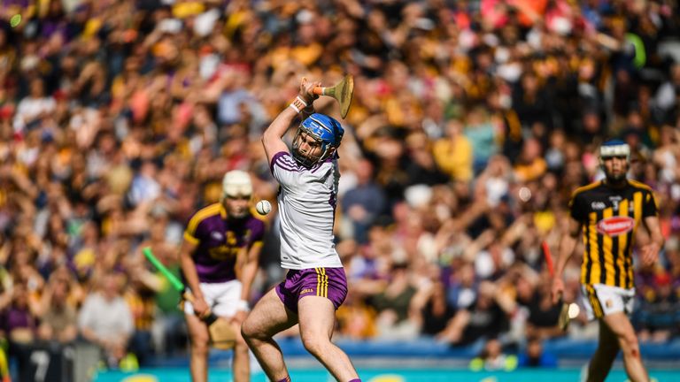 Mark Fanning nailed his second-half penalty