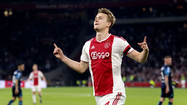 Matthijs de Ligt scores for Ajax