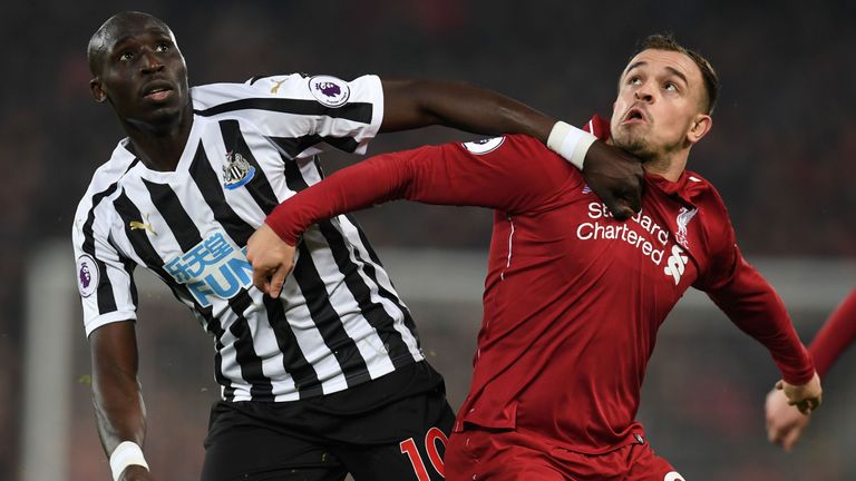 Mohamed Diame in action for Newcastle United at Anfield in December 2018