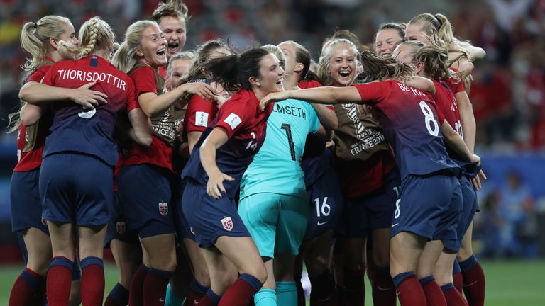 Norway beat Australia on penalties to set up a clash with either England or Cameroon