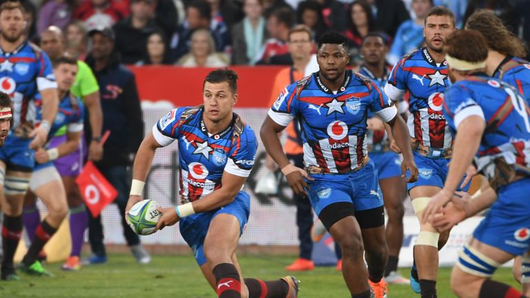 PRETORIA, SOUTH AFRICA - JUNE 15: Handre Pollard of the Bulls during the Super Rugby match between Vodacom Bulls and Emirates Lions at Loftus Versfeld on June 15, 2019 in Pretoria, South Africa. (Photo by Lee Warren/Gallo Images)