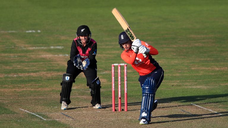 Sarah Taylor in action for England Women 