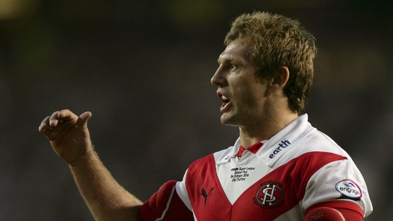 Long won two World Club Challenges, four Grand Finals and five Challenge Cups and was named Lance Todd winner three times during a his 13-season spell at St Helens as a player.