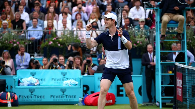 Murray celebrates victory on match point