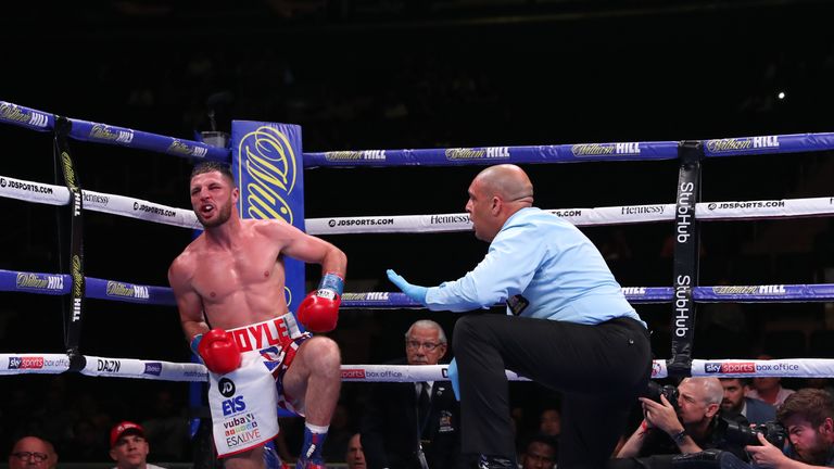 Tommy Coyle, Chris Algieri