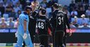 England reach 300 LIVE!