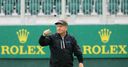 Broadhurst leads as Clarke slips