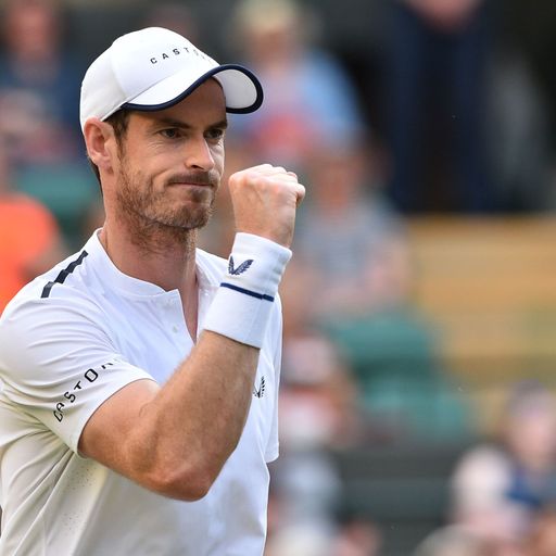 Murray returns to Wimbledon with win