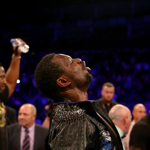 Rugged Whyte battles past Rivas