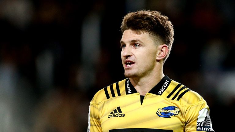 Beauden Barrett of the Hurricanes looks on during the round 8 Super Rugby match between the Highlanders and Hurricanes at Forsyth Barr Stadium on April 05, 2019 in Dunedin, New Zealand. 