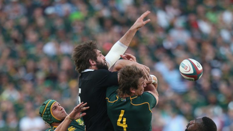 Sam Whitelock and Eben Etzebeth battle for the ball at the lineout