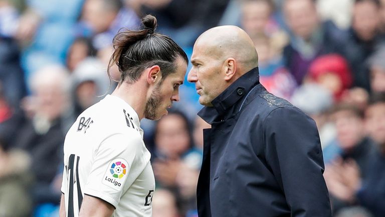 Gareth Bale of Real Madrid, coach Zinedine Zidane of Real Madrid during the La Liga Santander match between Real Madrid v Eibar at the Santiago Bernabeu on April 6, 2019 in Madrid Spain 