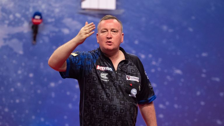 Duzza is rising to the challenge in the PDC