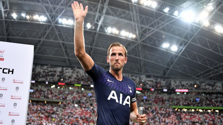 Harry Kane pictured at the end of Tottenham Hotspur&#39;s 3-2 friendly win over Juventus in the International Champions Cup that saw him score a stunner from the halfway line