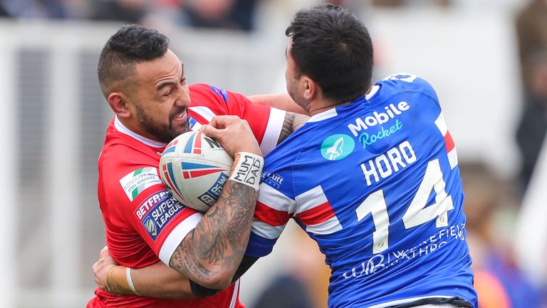 Picture by Alex Whitehead/SWpix.com - 31/03/2019 - Rugby League - Betfred Super League - Wakefield Trinity v Salford Red Devils - Mobile Rocket Stadium, Wakefield, England - Salford's Krisnan Inu is tackled by scores a try. Justin Horo.