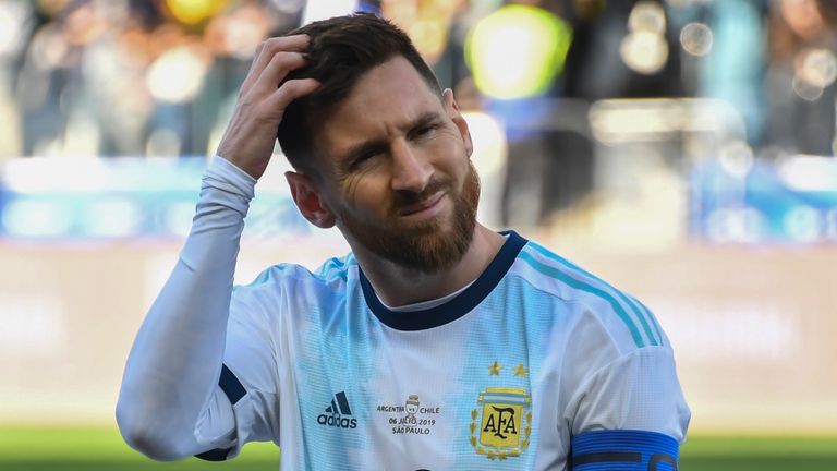 Lionel Messi catches the eye in £7k outfit as he arrives for Argentina duty  - Mirror Online