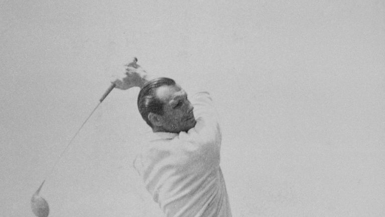 Max Faulkner during the 1951 Open