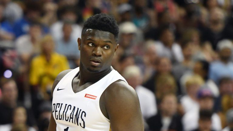 Zion Williamson durante su debut en Pelicans en la Liga de Verano en Las Vegas