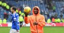 Defoe hat-trick in Rangers rout