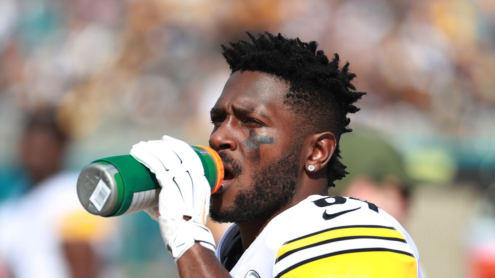 Antonio Brown misses Oakland Raiders training camp with frostbite, NFL  News