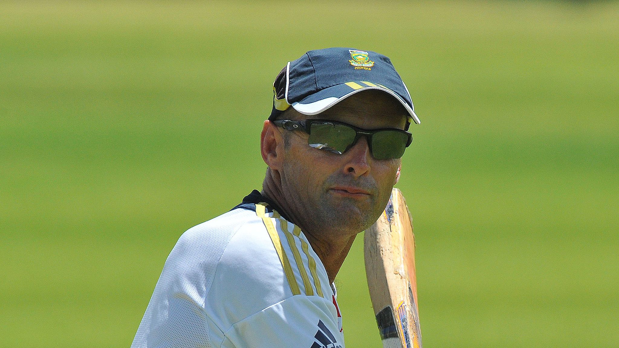 Gary Kirsten To Meet Ashley Giles Over England Head Coach Role ...