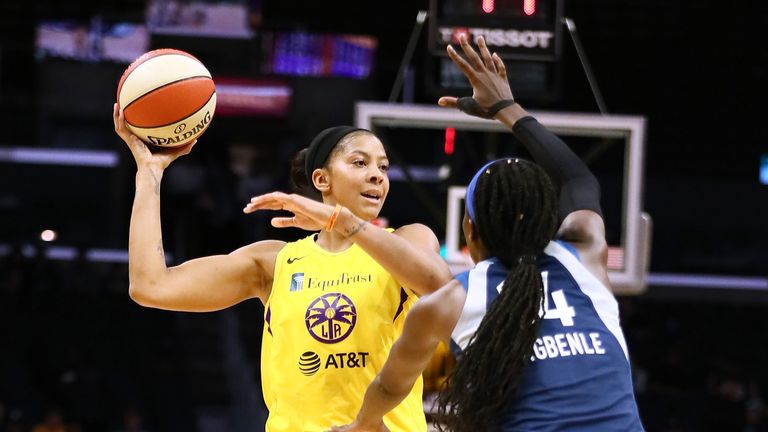 Candace Parker looks to find a team-mate against the Minnesota Lynx