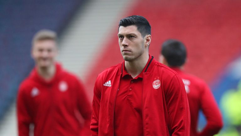 Aberdeen defender Scott McKenna is hoping to leave the Pittodrie side this summer.