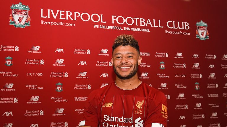 Alex Oxlade-Chamberlain signs new contract with Liverpool 