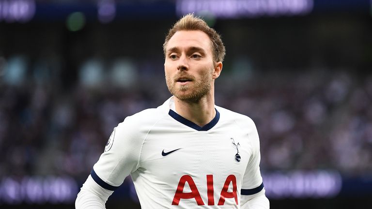 Tottenham Hotspur&#39;s Danish midfielder Christian Eriksen gestures during the English Premier League football match between Tottenham Hotspur and Aston Villa at Tottenham Hotspur Stadium in London, on August 10, 2019. 