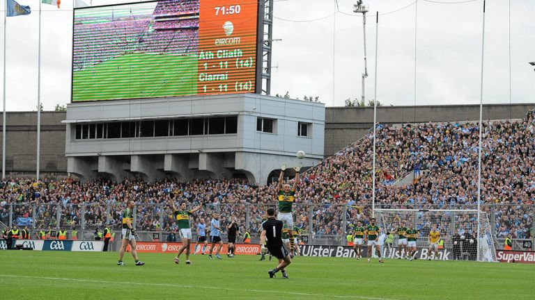 Cluxton's late free tipped the balance