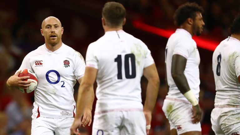 England were down to 13 at the time Wales' quick-thinking led to a try