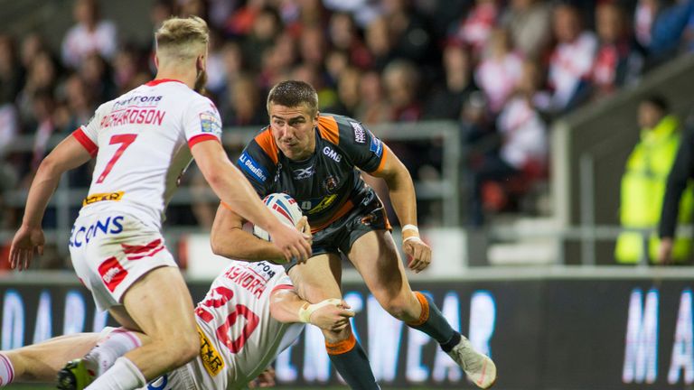 Castleford's Greg Minikin tries to find a way through the St Helens defence