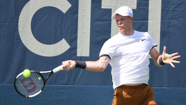 Kyle Edmund unleashing a forehand at the Citi Open in Washington 