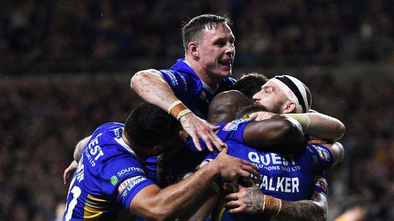 Leeds continued their fine form with a 48-8 win over Catalans Dragons