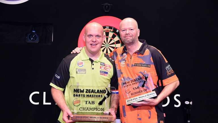 Michael van Gerwen beat Raymond van Barneveld to win the New Zealand Darts Masters