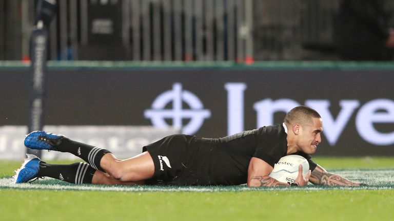 Smith quickly added to the All Blacks lead as Australia were made to pay for not taking chances