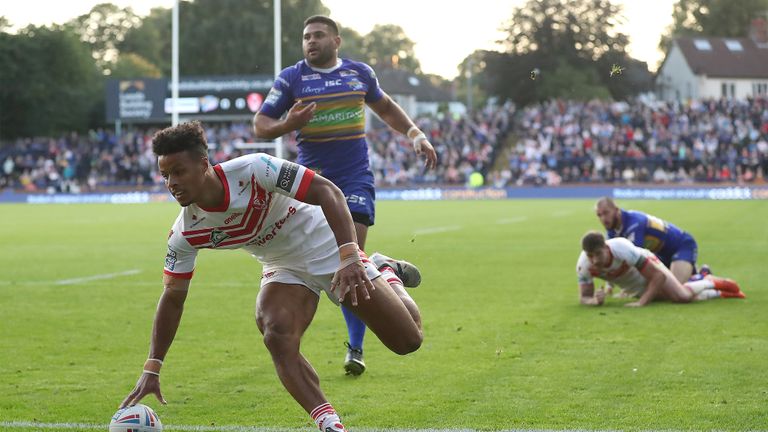 Watch highlights as St Helens ran out 36-20 victors away to Leeds Rhinos in Thursday night's Super League game.