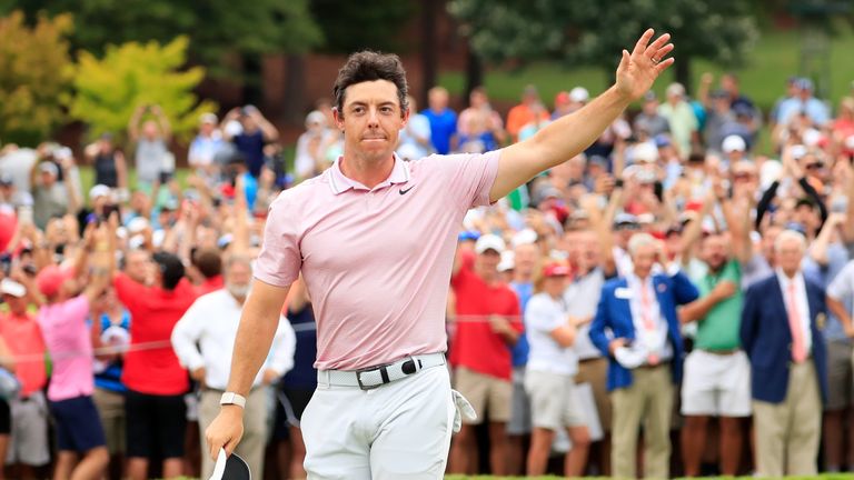 McIlroy terminó la semana el 18 bajo