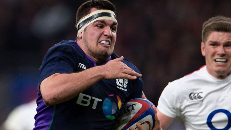  Stuart McInally scores Scotland's first try at Twickenham Stadium