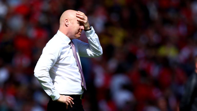 LONDON, ENGLAND - AUGUST 17: Manager of Burnley FC Sean Dyche reacts after the Premier League match between Arsenal FC and Burnley FC at Emirates Stadium on August 17, 2019 in London, United Kingdom. (Photo by Chloe Knott - Danehouse/Getty Images)