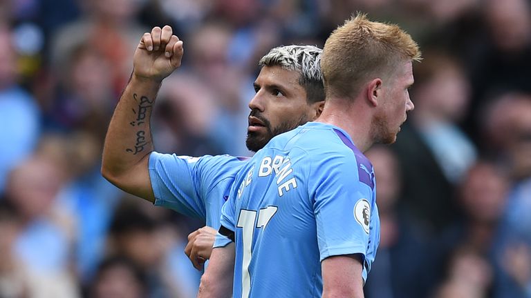 Sergio Aguero celebrates after scoring Man City's second goal