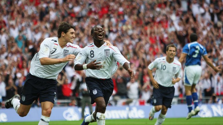 LONDON - SEPTEMBER 08: Goal scorer Shaun Wright-Phillips of England (R) celebrates with Gareth Barry as he scores the first goal during the Euro 2008 qualifying match between England and Israel at Wembley Stadium on September 8, 2007 in London, England. (Photo by Gary M. Prior/Getty Images)