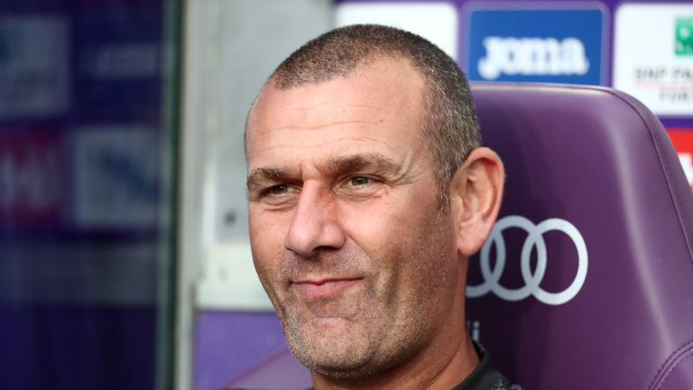 Anderlecht head coach Simon Davies will now take charge of tactics during the game