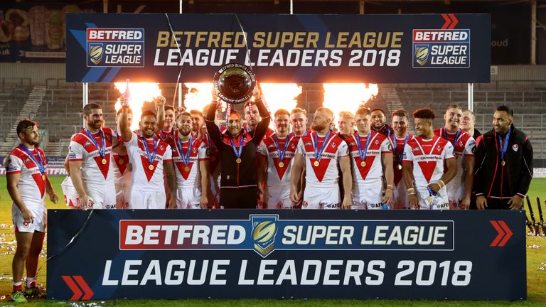 Picture by Paul Currie/SWpix.com - 14/09/2018 - Rugby League - Betfred Super League - The Super 8's - St Helens v Hull FC - The Totally Wicked Stadium, Langtree Park, St Helens, England - James Roby of St Helens lifts the League Leaders shield